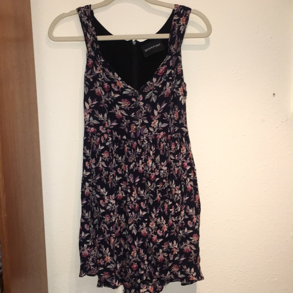 Flowery comfortable summer dress